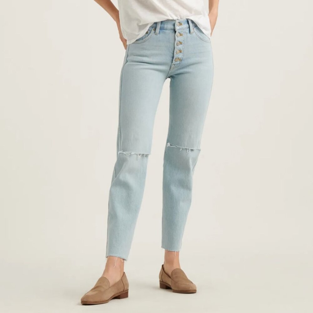 Lucky Brand Mid Rise Authentic Straight Jean